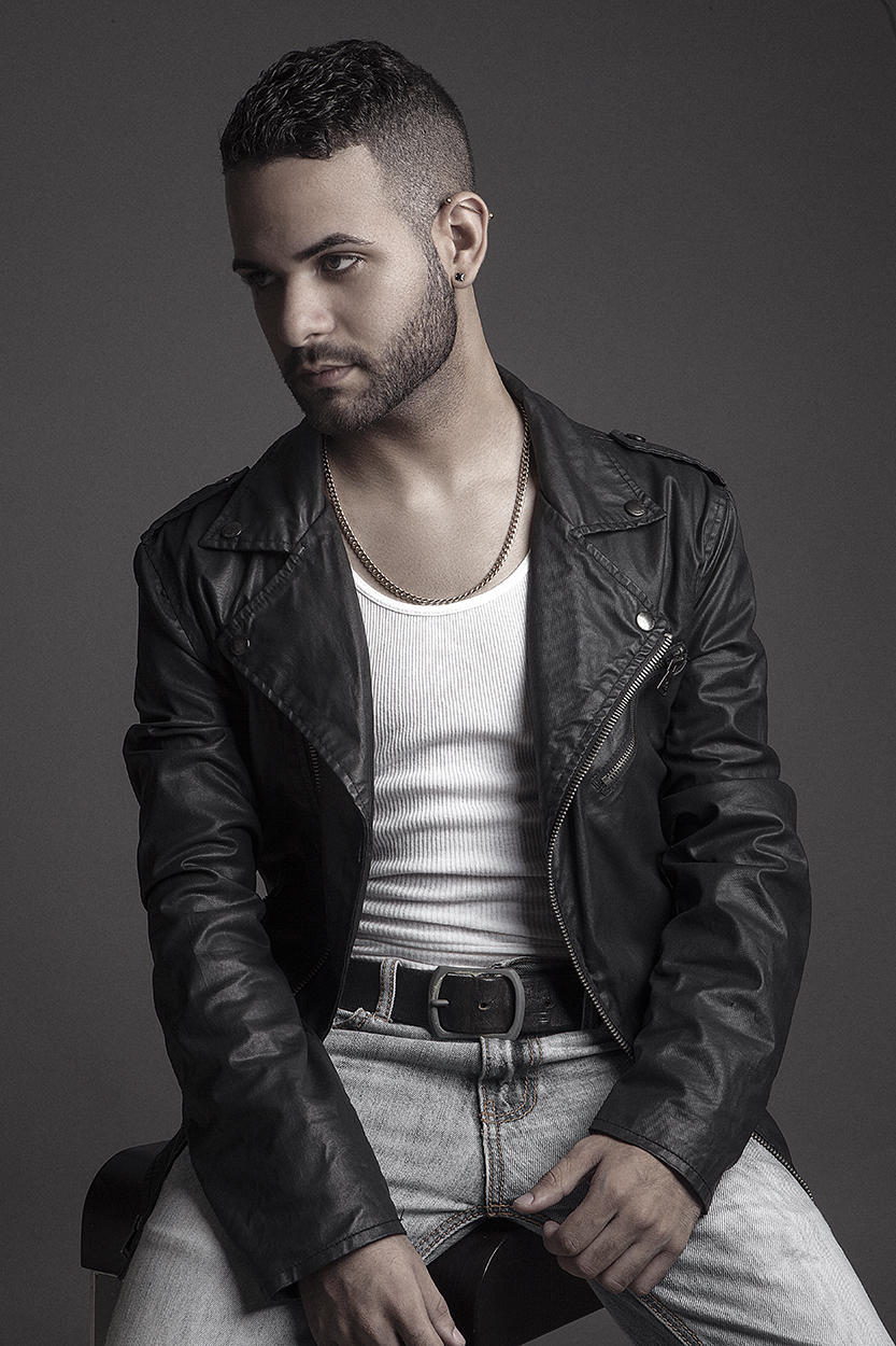 GUYS - IAN REYES