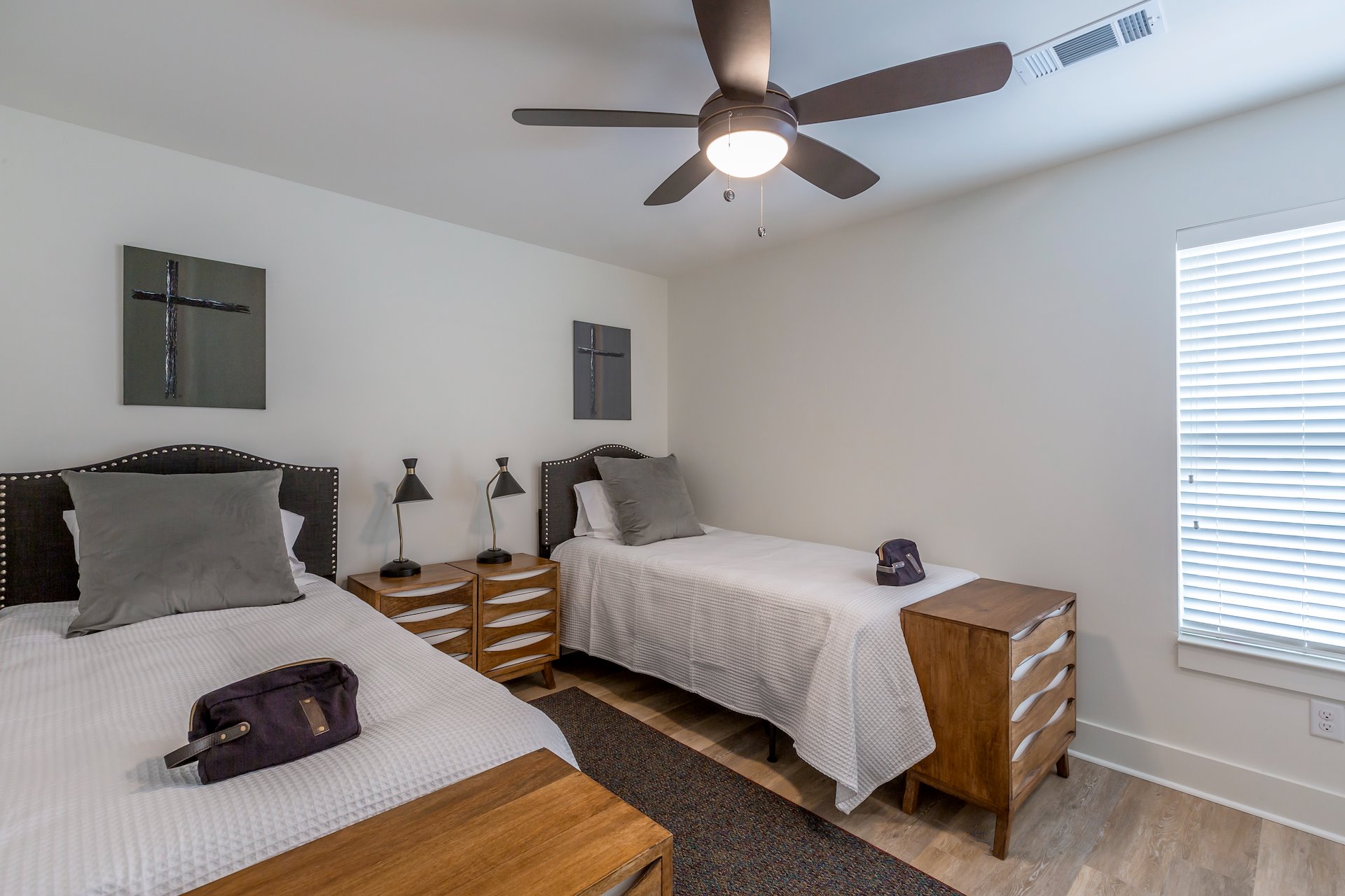 Men of valor apartments anderson architects pllc