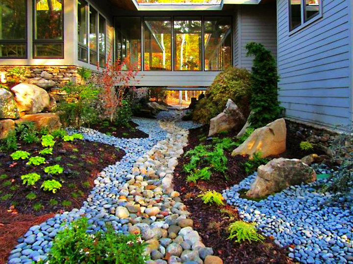 Natural Woodland Gardens - Modern Japanese Landscape Design