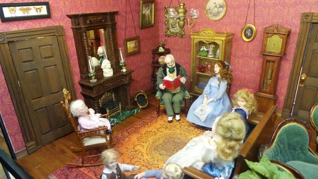Miniature dollhouse museum sales