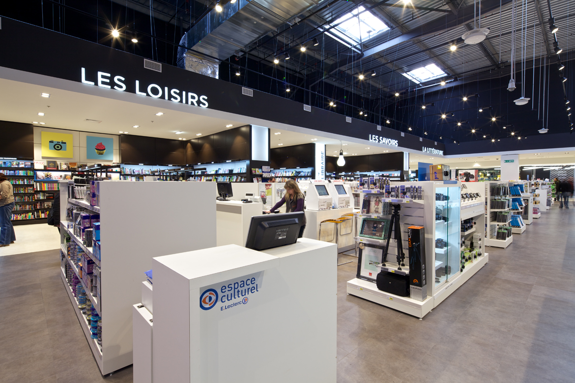 Espace Culturel Leclerc Saint Clair Du Rhone