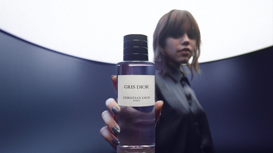 ☺︎ プロフィール必読 Christian Dior Gris Dior Gris Dior: Unisex Eau de Parfum with Chypre Notes | DIOR