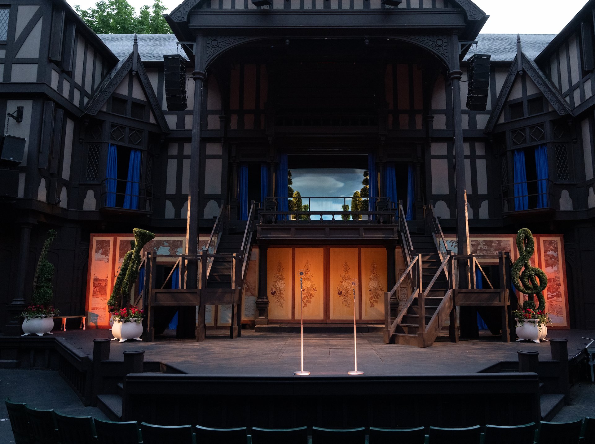 TWELFTH NIGHT - Ed Haynes Design