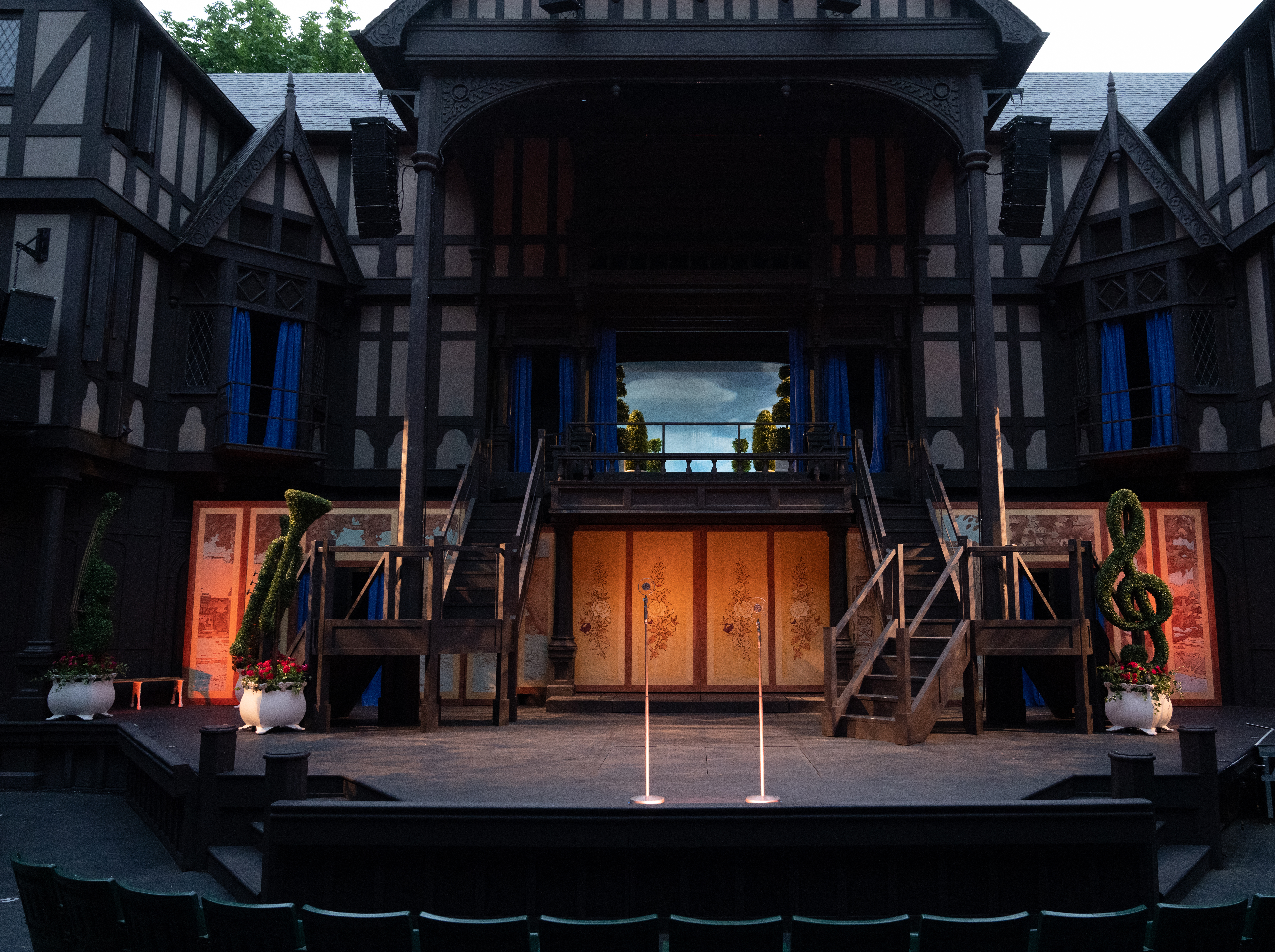 TWELFTH NIGHT - Ed Haynes Design