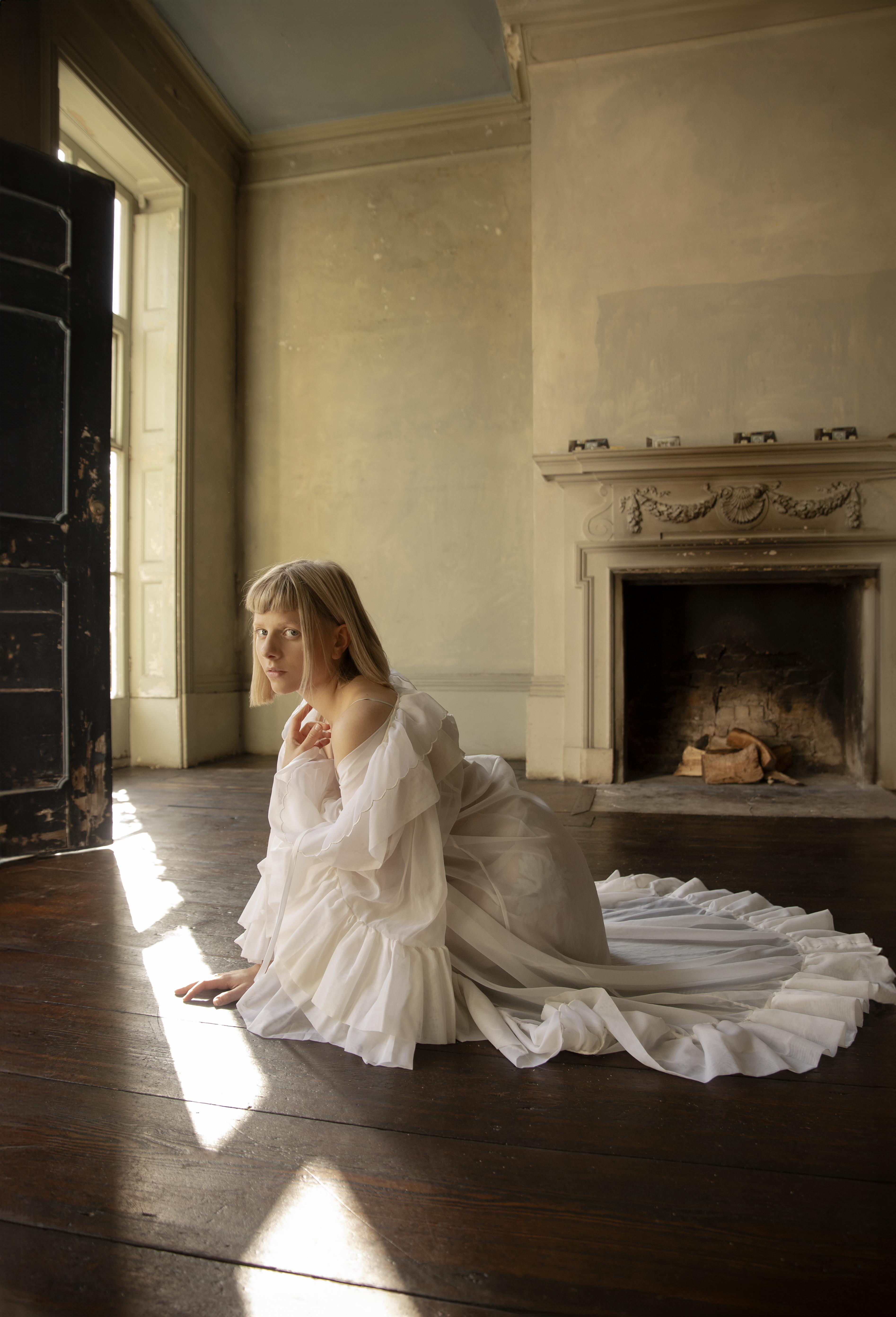 AURORA promo - WANDA MARTIN