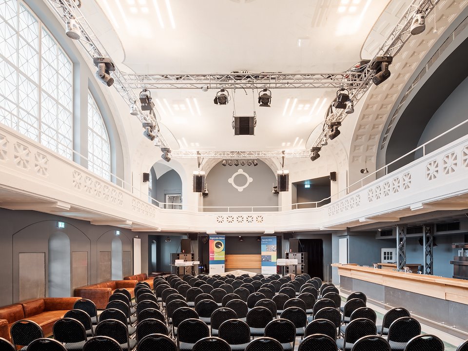 Altes Hallenbad Enddokumentation, Heidelberg Adrian Schulz