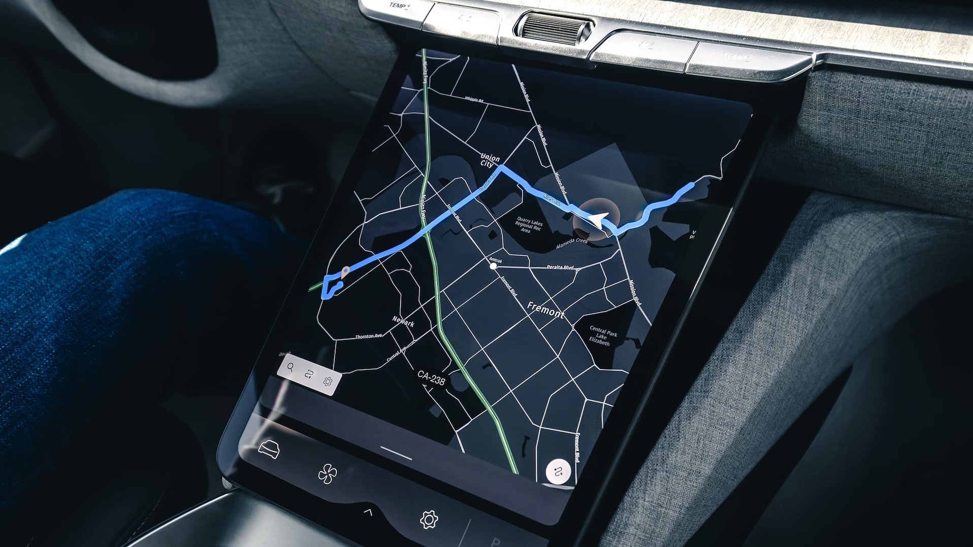 Lucid Navigation Lucid Air | Maps - Raymond Bessemer